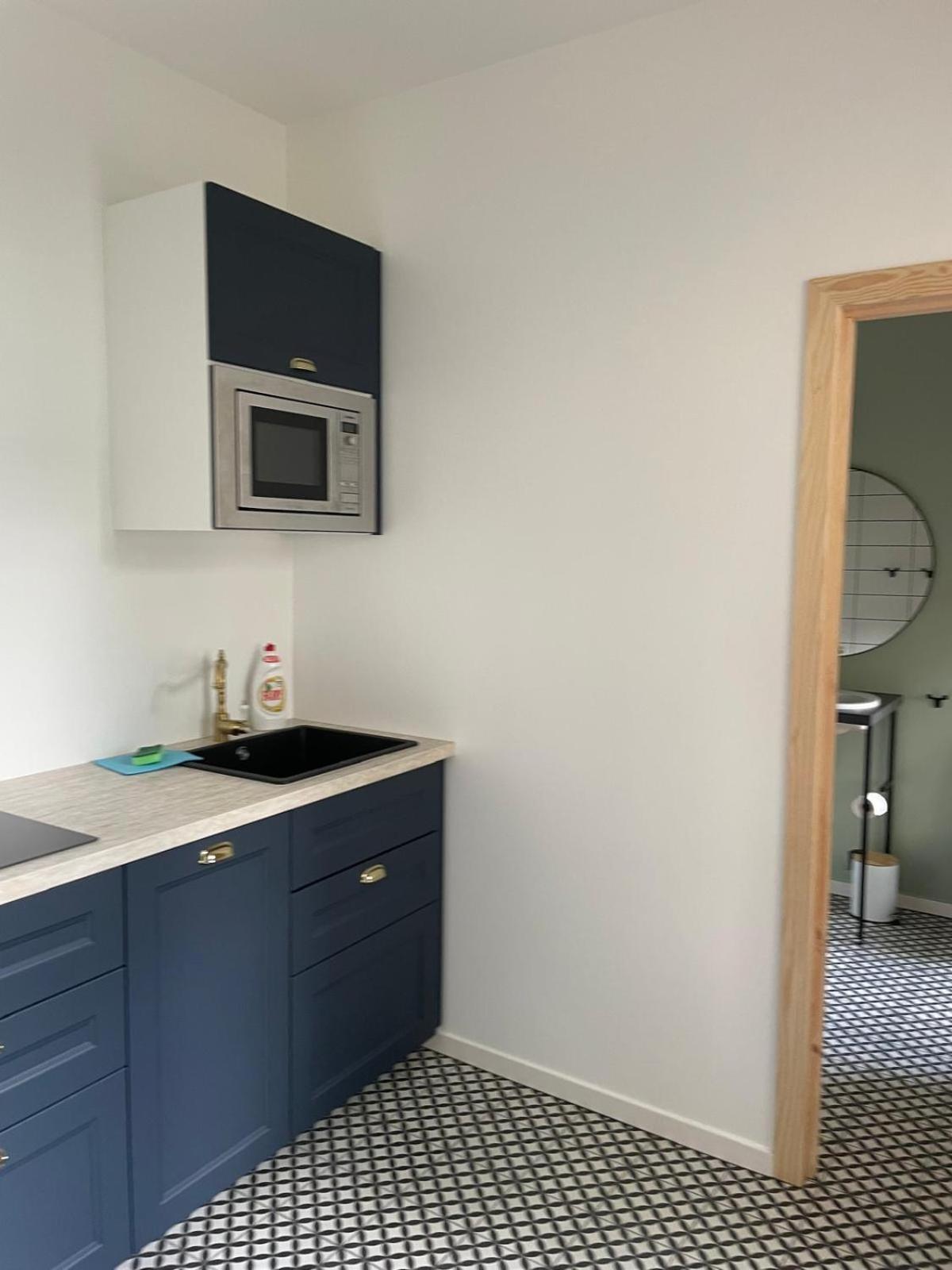 Sisters Beach Apartments Liepāja Extérieur photo